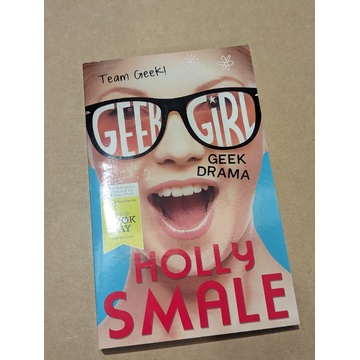 GEEK GIRL - HOLLY SMALE book